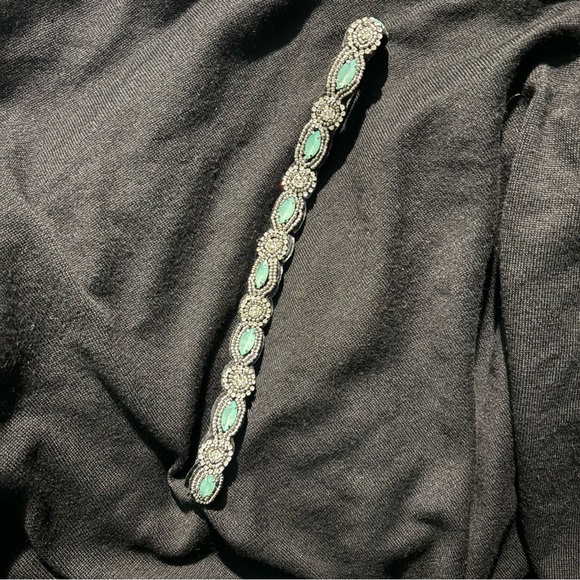 Chic Black and Green Beaded Hair Accessory - Picture 4 of 4